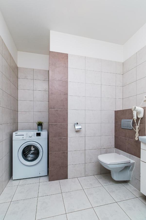 Warsaw Inside Apartments Exterior photo